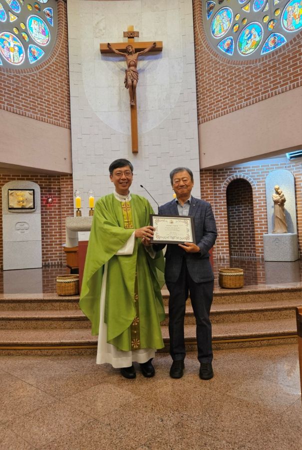 20250907신구약성경필사수여2.jpg