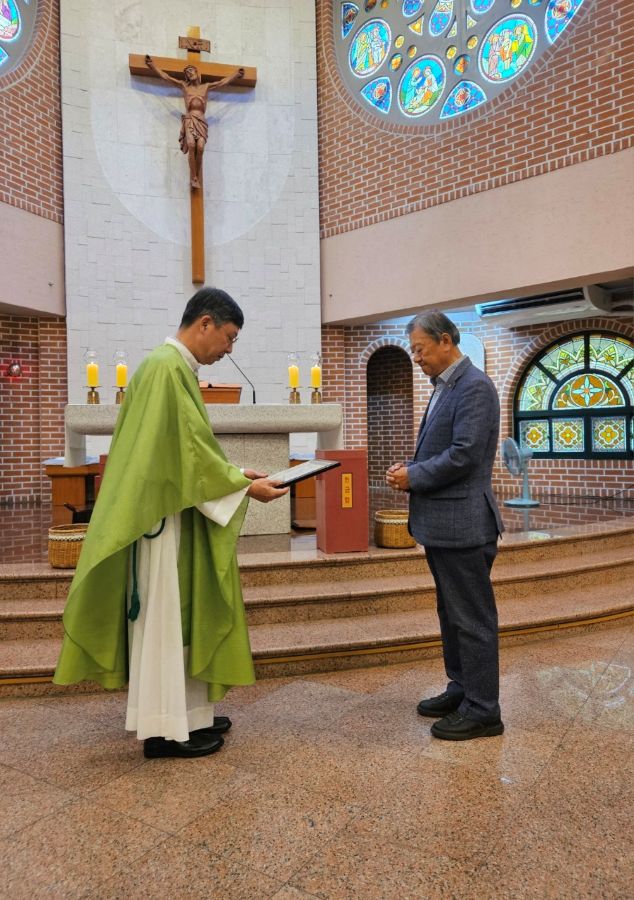 20250907신구약성경필사수여1.jpg