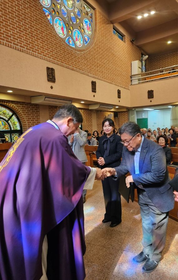 20251102 제14대 사목위원 임명장수여2.jpg